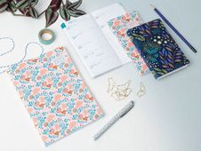 Agenda de poche Mini Labo EasyDay - 1 jour par page - disponible dans différentes couleurs - 9 x 17 cm - Exacompta